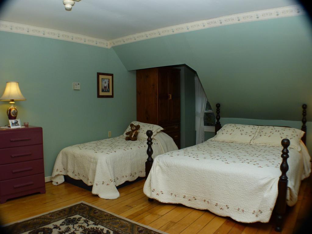 Doctor'S House B & B Tara Bilik gambar