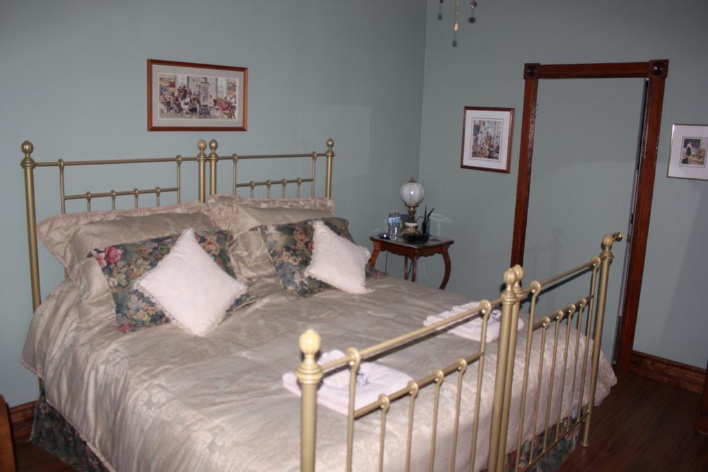 Doctor'S House B & B Tara Bilik gambar