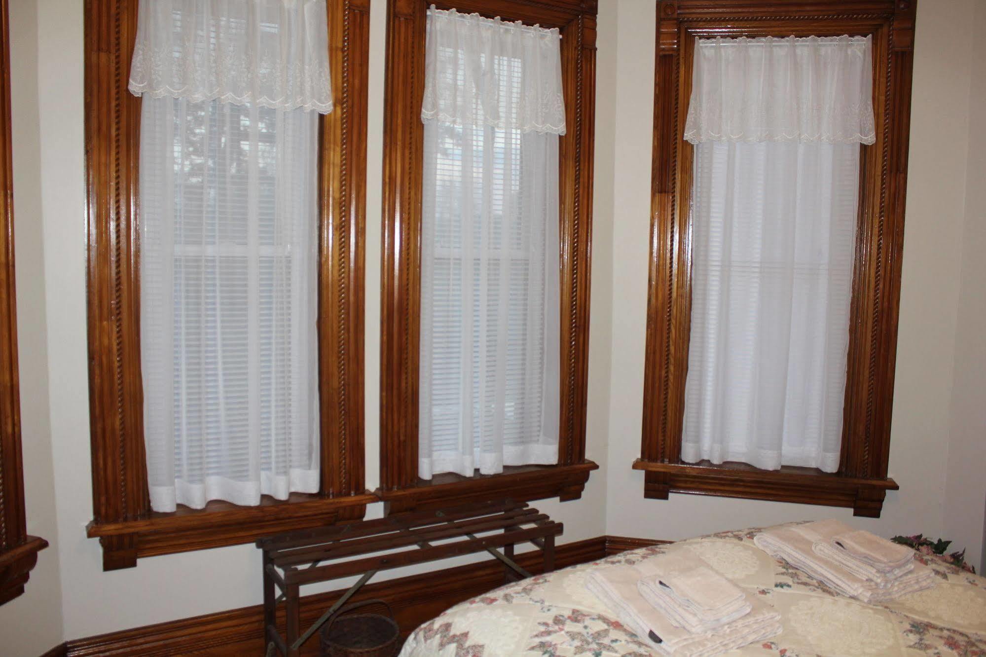 Doctor'S House B & B Tara Luaran gambar